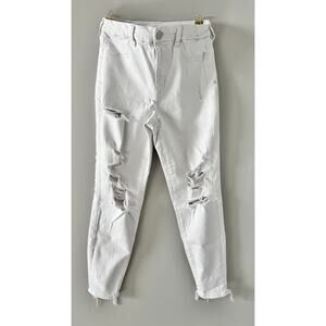 American Eagle White Distressed Jeans – Women’s Size 6 – AE Next Level Stretch